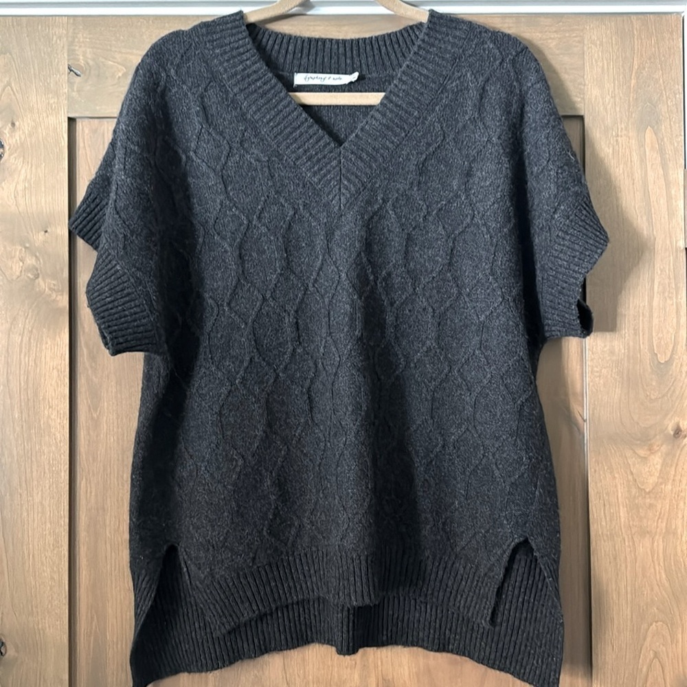 Symphony + Note Cashmere V Neck Sweater Vest Womens M Cable knit grey oversized